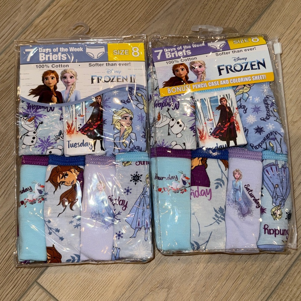 Bundle: Disney Frozen II Girls' Briefs Set